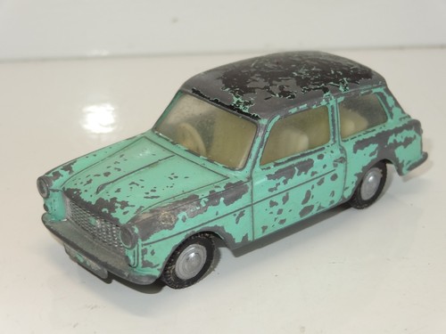 Triang spot 154 austin a40 - on,