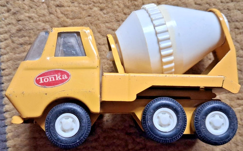 Rare vintage 1970s yellow