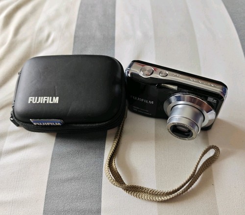 Black fujifilm finepix - fujifilm,
