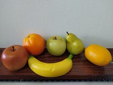 6 x PIECES of FAKE/FAUX FRUIT
