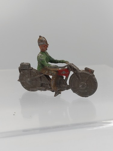 Britains lead soldier - britains,