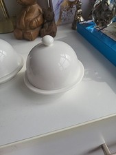 Two Maxwell Williams White