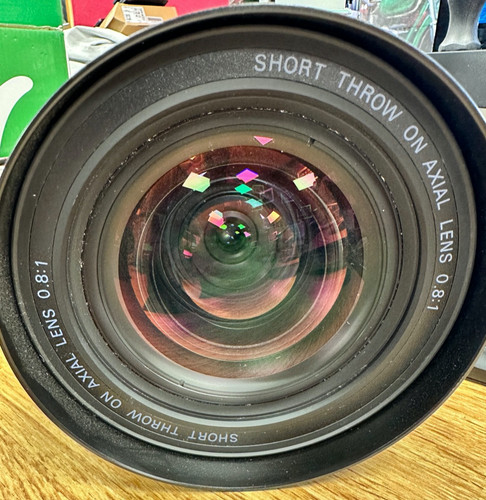 Sanyo short throw axial - short,