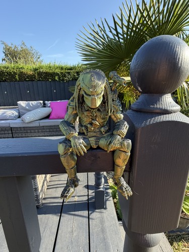 Predator sculpture room decor - predator,