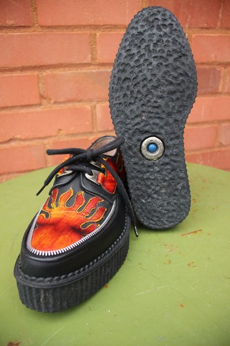 New rock red flames boots - new,
