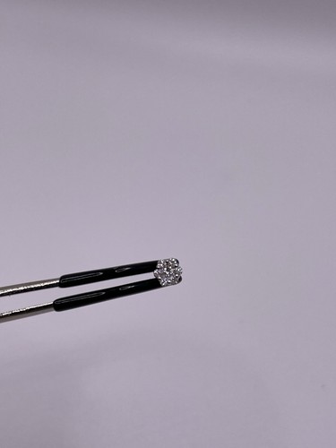 18k 10ct natural diamond - y/g,