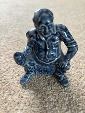 Vintage Wade whimsie large