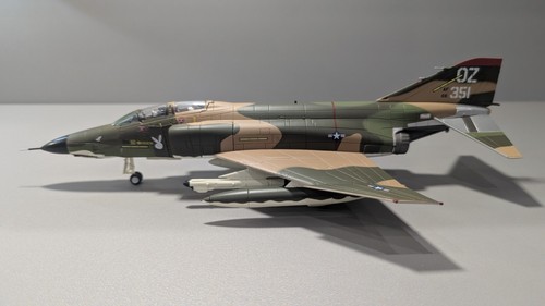 Hobbymaster phantom ha1957 - f4,