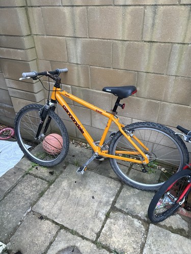 Cannondale f300 mountain - mountain, bike