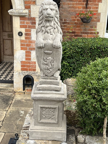 Pair large standing lions - pair,