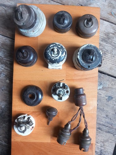 Various bakerlite switches - various, and