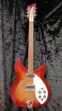(Rickenbacker) 330 FG Fireglo