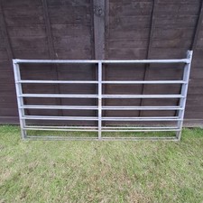 Galvanised Sheep/Lambing  Hurdles  Round Rails Set Of 3