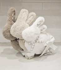 Cupcakes & Cashmere Set of 3