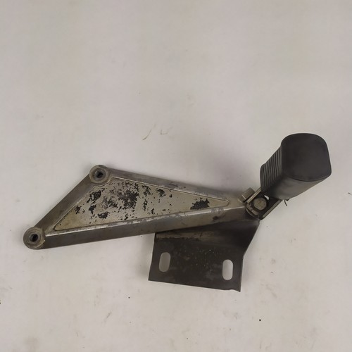 Kawasaki kz750e footrest - kawasaki,
