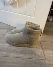 Grey Classic Mini II UGG Ankle