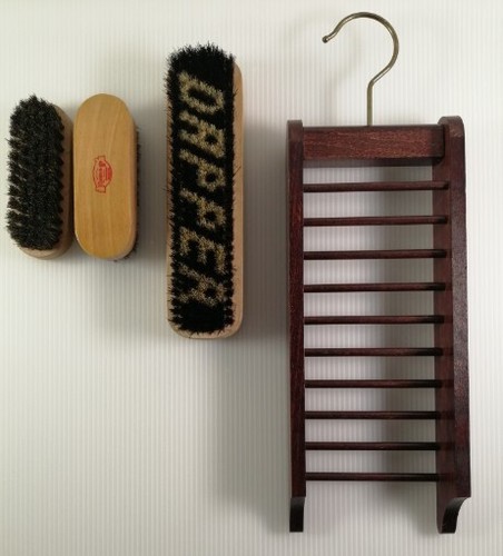 Vintage wooden hanging tie - wooden,