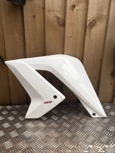 2010 yamaha xt125r - 2010, left