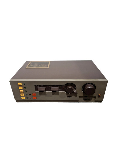 Quad pre amplifier - 44,
