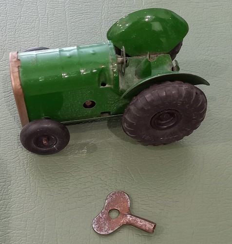 Vintage tinplate clockwork - tinplate,