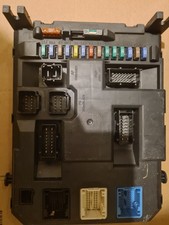 9666952280 PEUGEOT CITROEN FUSE BOX BODY CONTROL MODULE BSI X04
