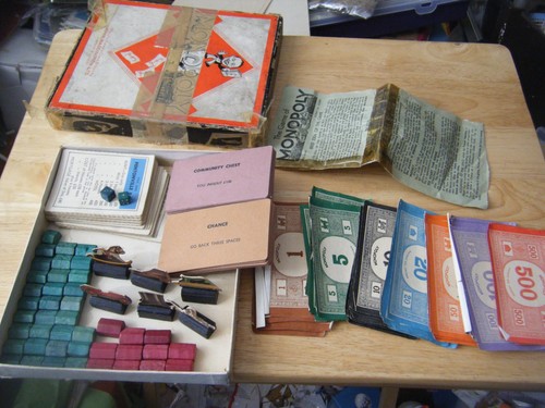 Vintage ww2 era monopoly - monopoly, game