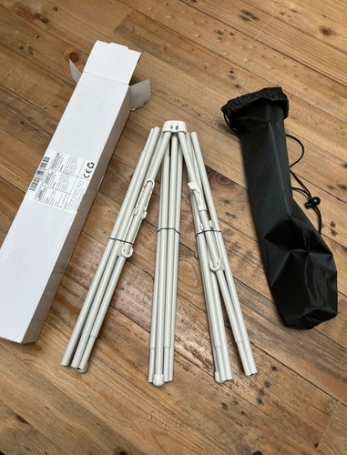 Portable folding easel display - folding,