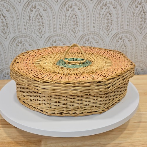 Vintage octagon wicker - vintage, 13"