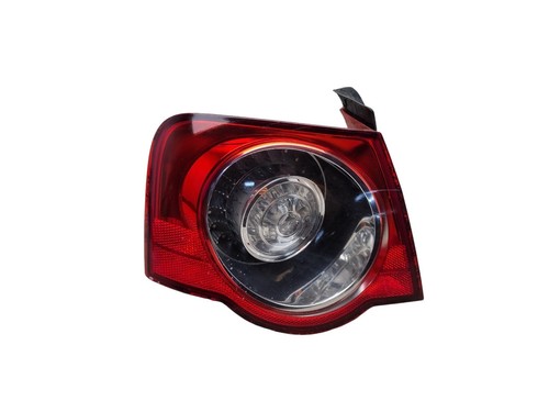 Volkswagen passat taillight - volkswagen,