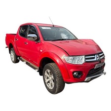 MITSUBISHI L200 2.5 BREAKING