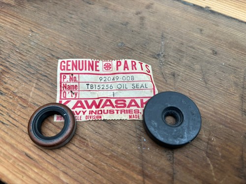 Nos kawasaki oil seal h1 - oil,