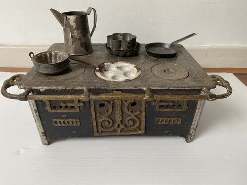 Antique cast iron miniature - antique,