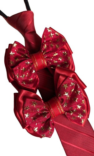Premium poppy red showing bows - showing,