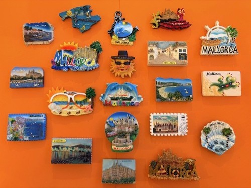 Souvenir fridge magnet - ,