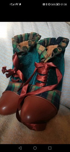 Stunning joe browns tartan - stunning,