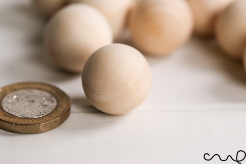 20pcs 20mm wooden balls - of,