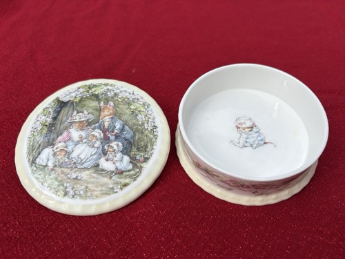 Royal doulton brambly - brambly, hedge