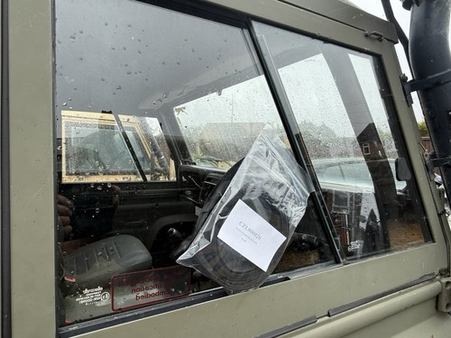 Military land rover 110 - rover,