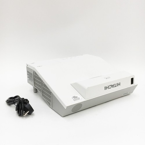 Hitachi ax2504 2700 lumens - cp-ax2504,
