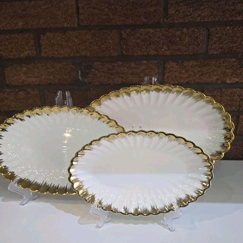 Premium gold trimmed serving - gold-trimmed,