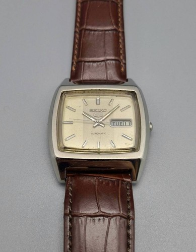 Seiko tonneau automatic tv - automatic,