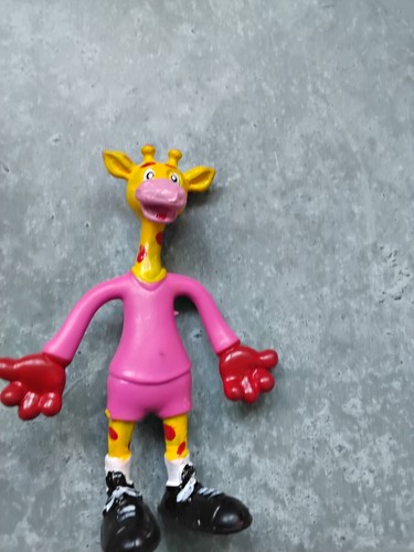 Toy geoffrey the giraffe - r,