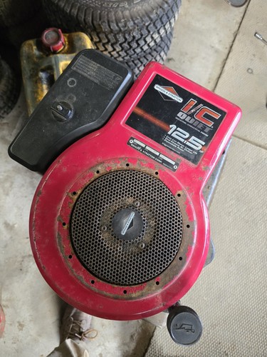 Briggs and stratton engine - stratton,