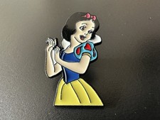 Snow White Pin Badge & Seven Dwarfs Enamel Brooch Disney Princess