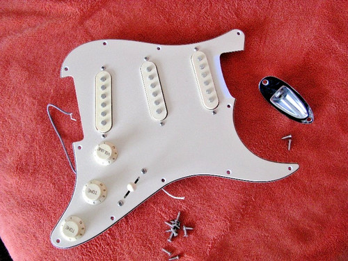 Loaded pickguard scratchplate - loaded,