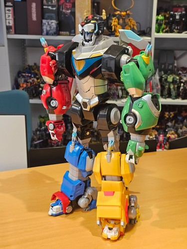 Voltron legendary defender - voltron,