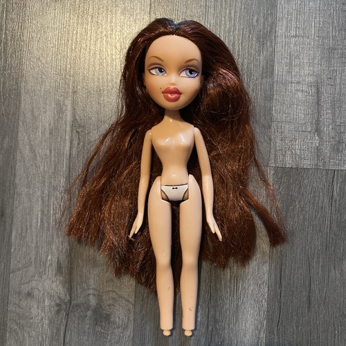 Bratz campfire phoebe - bratz,