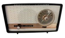 Vintage Murphy Valve Radio