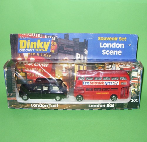 Dinky 300 london scene - dinky,
