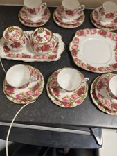 Royal Albert Old English Rose